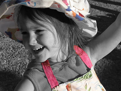 selective color girl smiling thumbnail