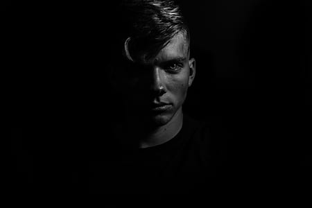 grayscale photo of man thumbnail