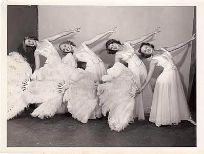 four dancing women thumbnail