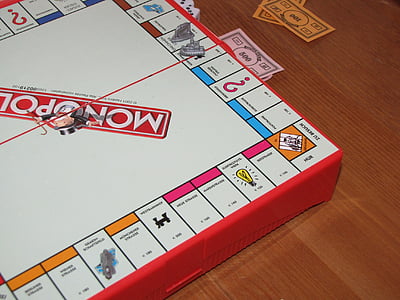board-game-chance-fun-gambling-thumb.jpg