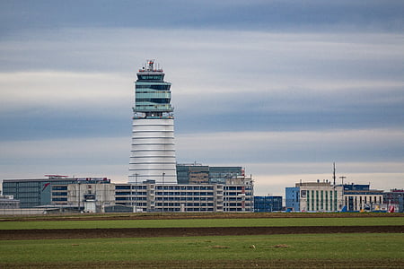 photo of city skyline during daytime thumbnail