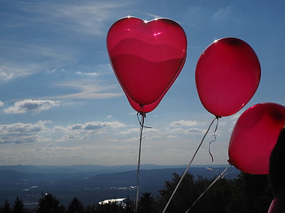four pink balloons thumbnail