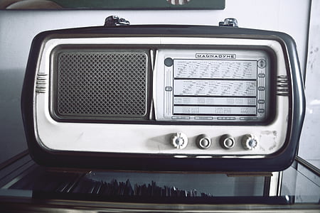 white radio player thumbnail