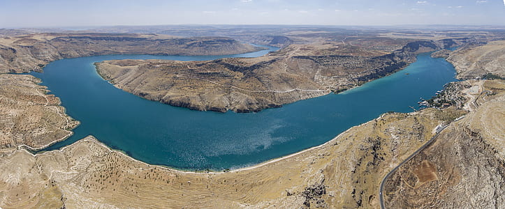 blue body of water thumbnail