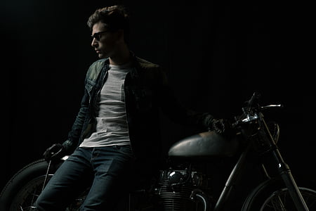 man leaning on cafe racer thumbnail