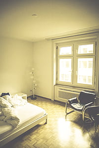 closed windowpane thumbnail