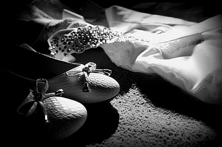pair of flat shoes thumbnail
