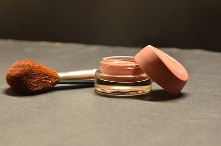 close up photo ofmakeup brush thumbnail