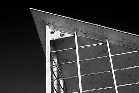 grayscale triangular building thumbnail