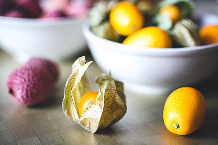 Kumquats and litchi thumbnail