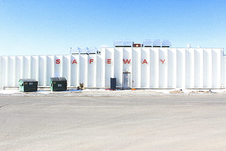Safeway trailer under blue sky thumbnail