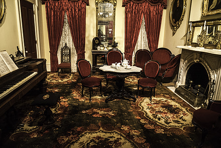 Fancy Room in The Tennessee Museum thumbnail