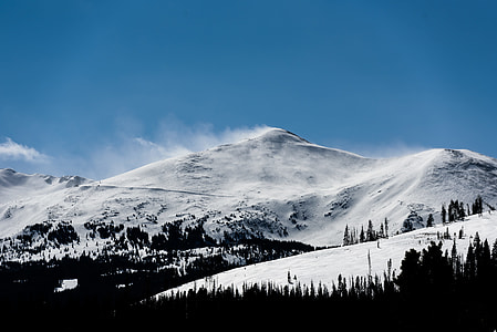 mountain at daytime thumbnail