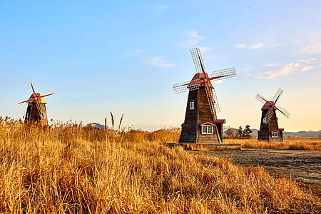 three wooden windmills thumbnail