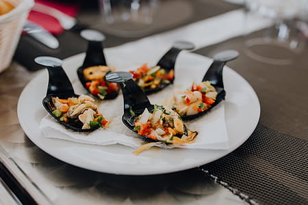 Roasted Mixed Seafood Contain Crabs, Mussels, Big Shrimps, Calamari Squids thumbnail