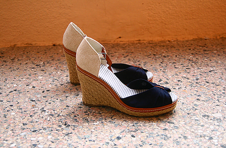 pair of black-and-brown wedges thumbnail