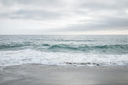 beach wave thumbnail