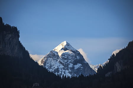 mountain cape by snow thumbnail