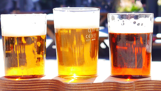three drinking glasses thumbnail