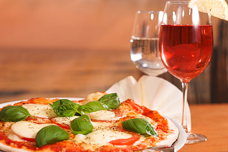 Pizza and wine thumbnail