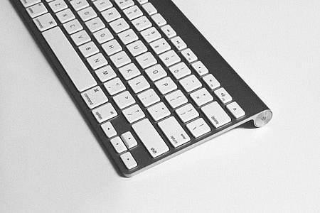 close-up photo of Apple Wireless Keyboard thumbnail