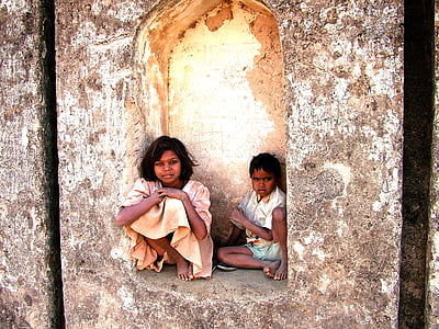 two children inside cave thumbnail