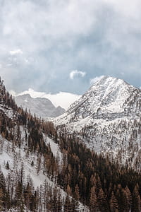 mountain at daytime during winter season thumbnail