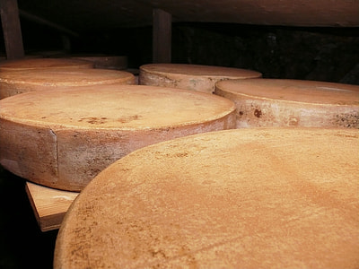 pile of wood slabs thumbnail