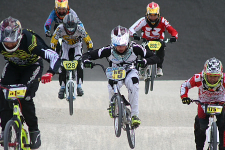 boy's competing for a bike race thumbnail