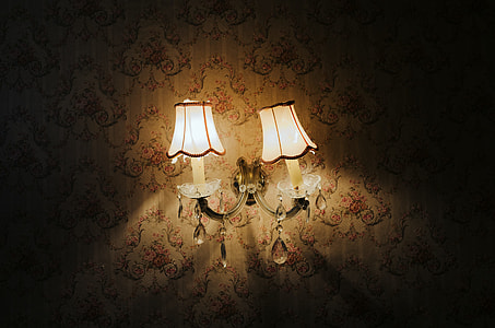 Old wall lamp thumbnail