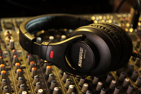 close up photo of black corded headphones thumbnail