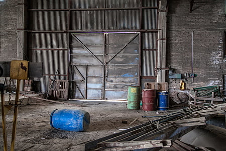 storage house photography thumbnail