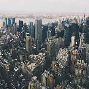 birdseye photo of city thumbnail
