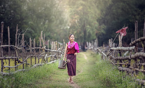 woman wearing red and purple dress thumbnail