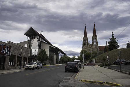 Downtown Street with Saint Helena Chapel thumbnail