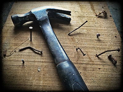 closeup photo of claw hammer thumbnail