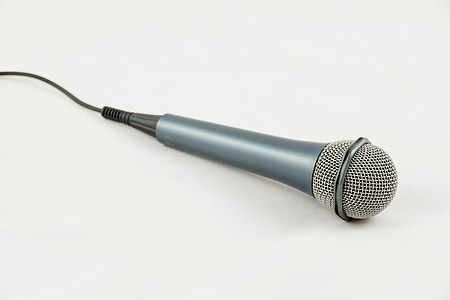 gray corded microphone thumbnail