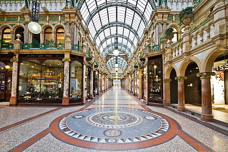 London terminal mall interior thumbnail