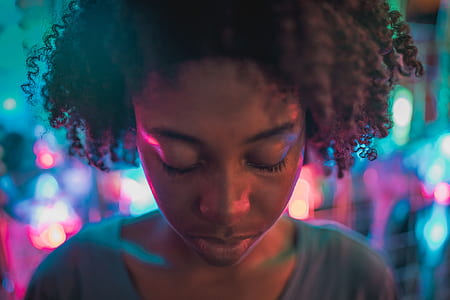 selective focus portrait photography of woman thumbnail