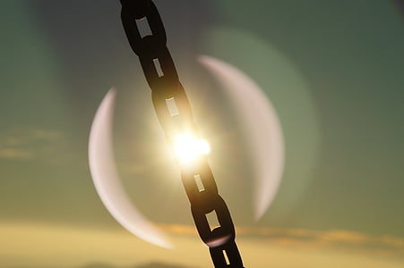 black chain in shallow focus lens thumbnail