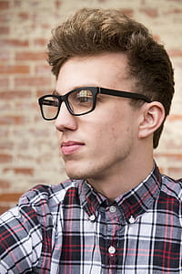 Men Wearing Black Eyeglasses thumbnail