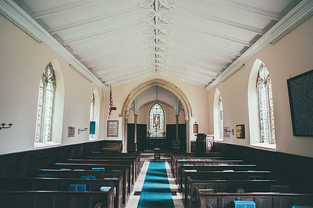 church aisle thumbnail
