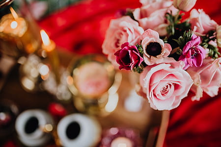 Romantic Valentine’s Day bouquets thumbnail