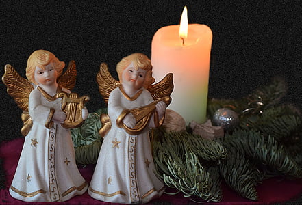 two ceramic kerubs thumbnail