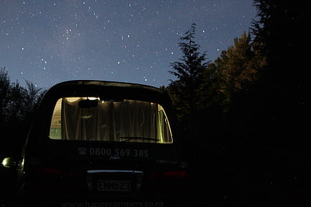 van under starry sky thumbnail