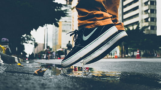 person jumping outdoors thumbnail