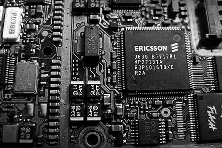 grayscale photo of Ericsson 9630 B771781 computer processor thumbnail