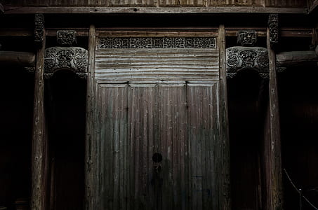 gray wooden door thumbnail