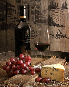 black wine bottle and grape fruit thumbnail