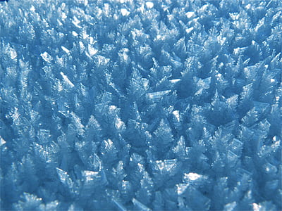 blue and white painting thumbnail